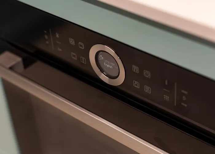 Vilă Seafront 3-bed Palazzino With Jacuzzi, Heart Of Balluta *