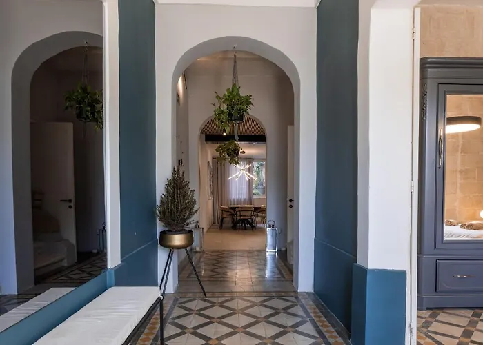 Vilă Seafront 3-bed Palazzino With Jacuzzi, Heart Of Balluta Sliema