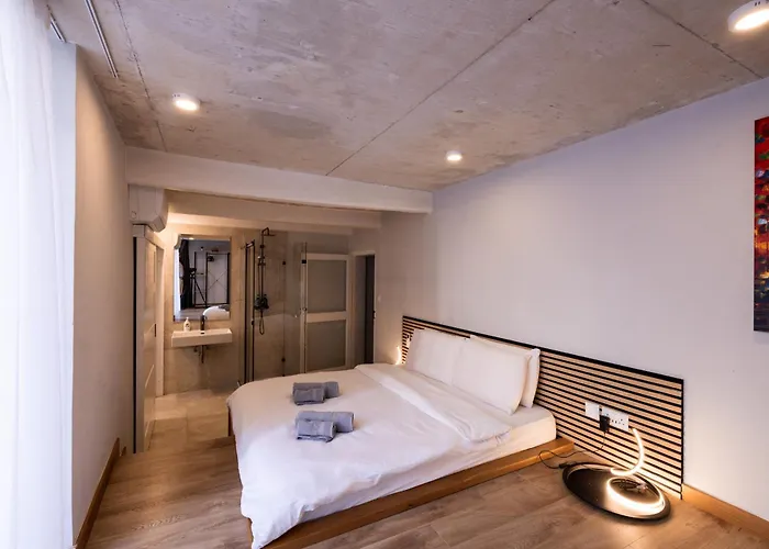 Vilă Seafront 3-bed Palazzino With Jacuzzi, Heart Of Balluta