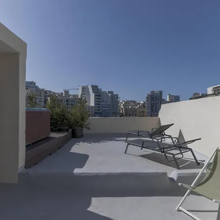 Villa Seafront 3-bed Palazzino With Jacuzzi, Heart Of Balluta